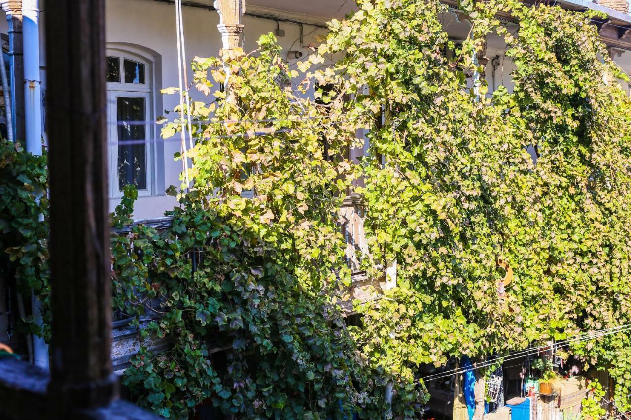 ParajHouse Apartment Tbilisi Bagian luar foto