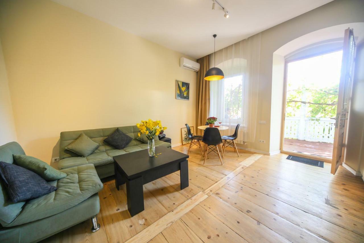 ParajHouse Apartment Tbilisi Bagian luar foto